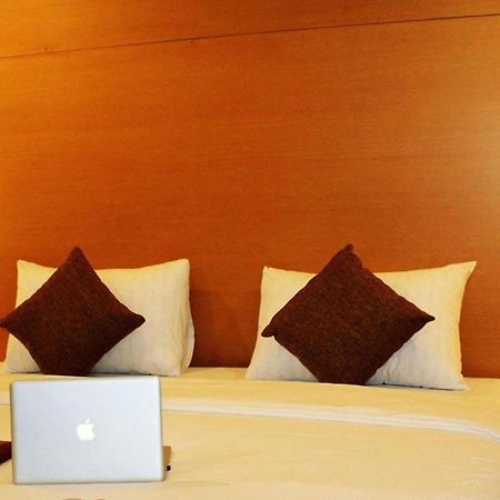 Grand Asia Hotel Makassar Værelse billede