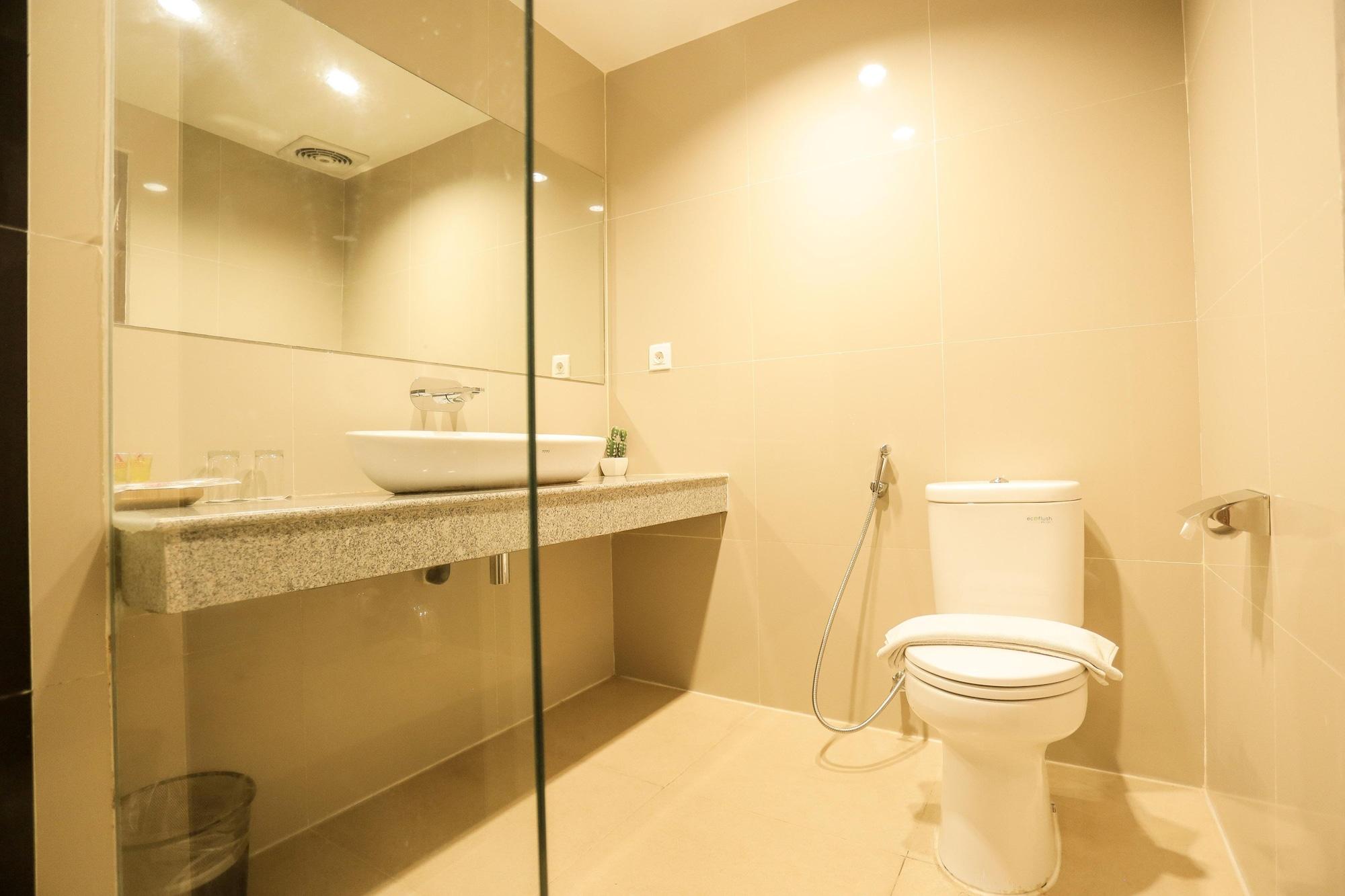 Grand Asia Hotel Makassar Eksteriør billede