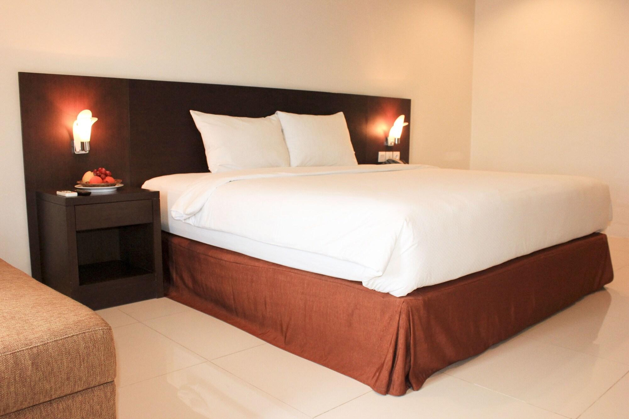 Grand Asia Hotel Makassar Eksteriør billede