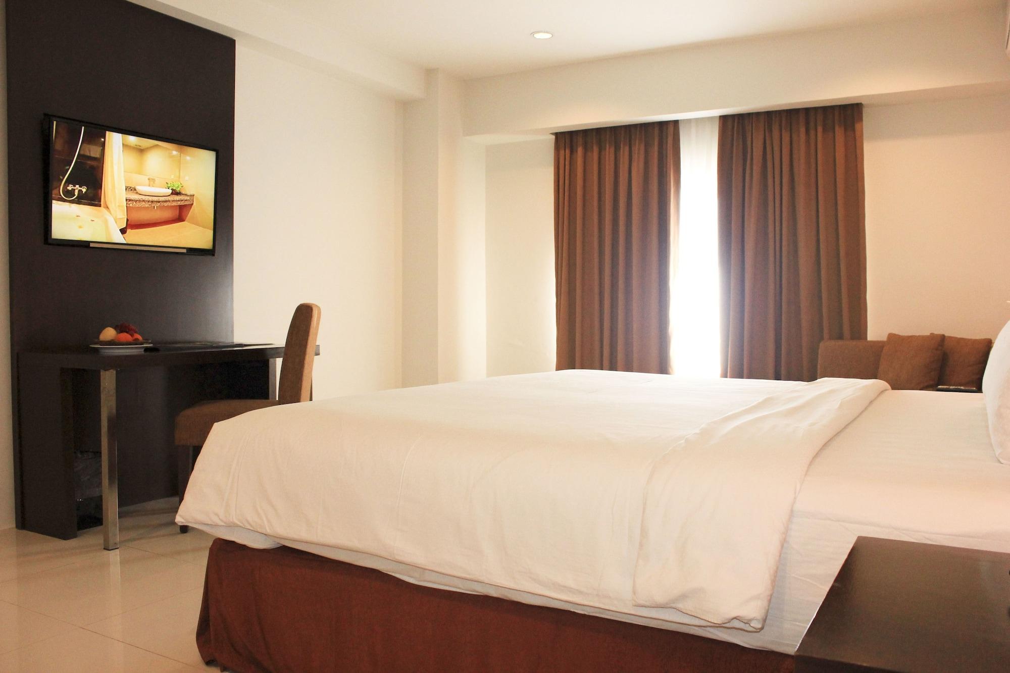 Grand Asia Hotel Makassar Eksteriør billede