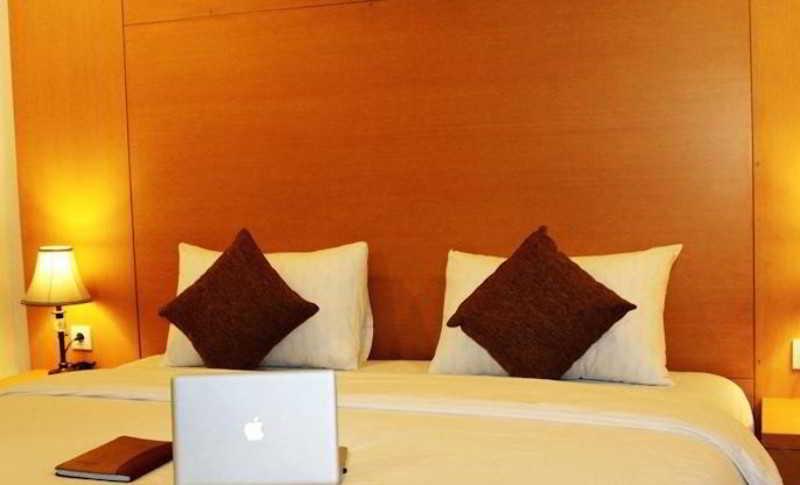 Grand Asia Hotel Makassar Eksteriør billede